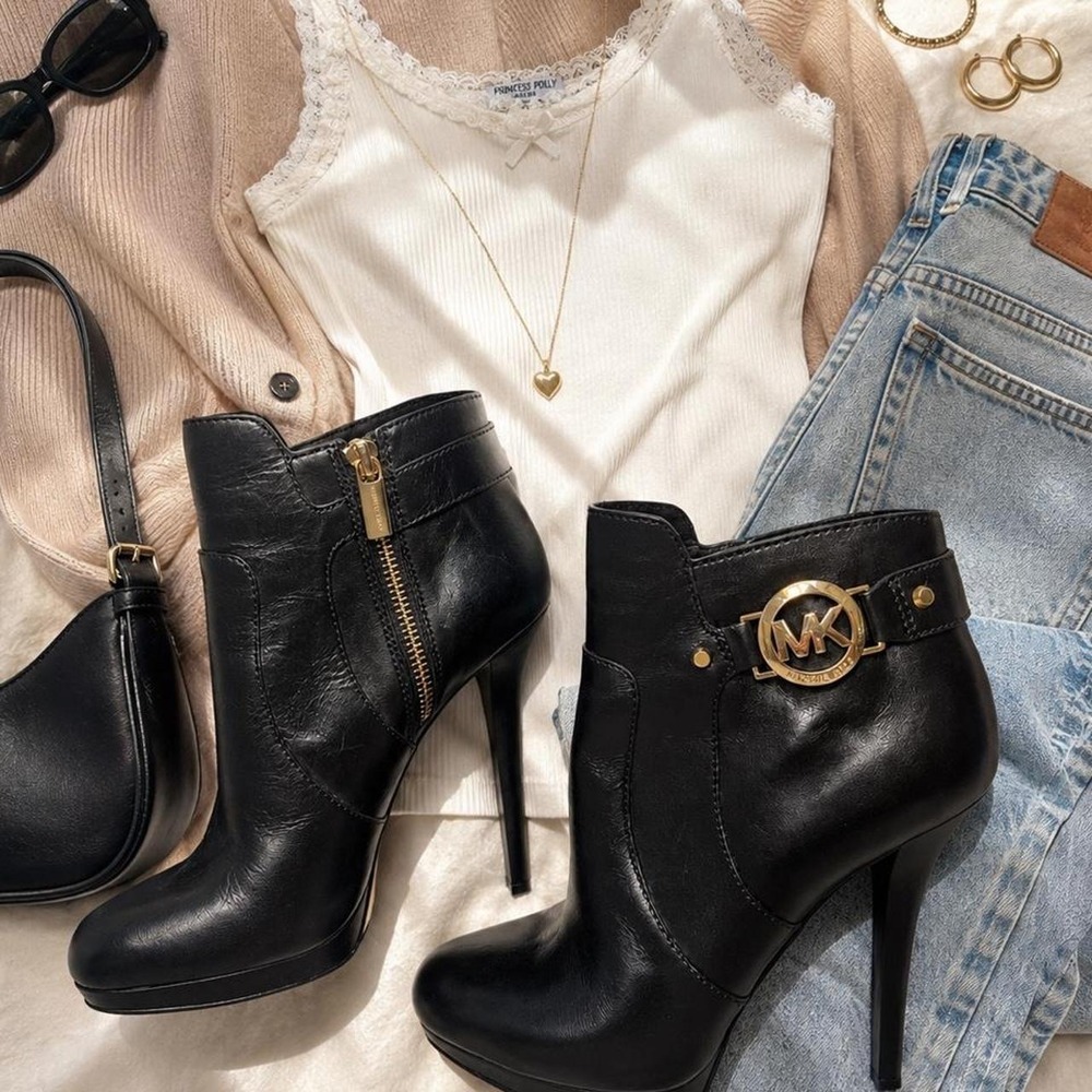 Michael Kors Wyatt Black Leather High Heel Ankle Boots